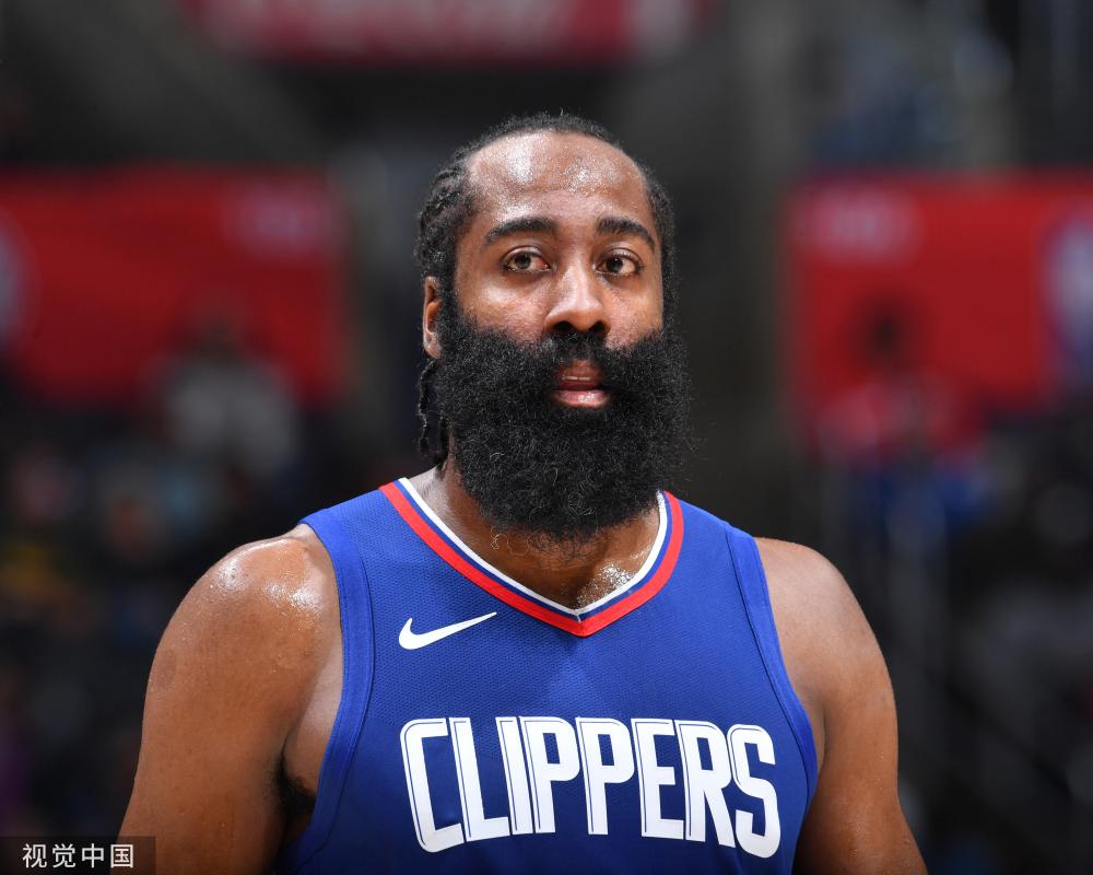 她最终赢得 她最终赢得