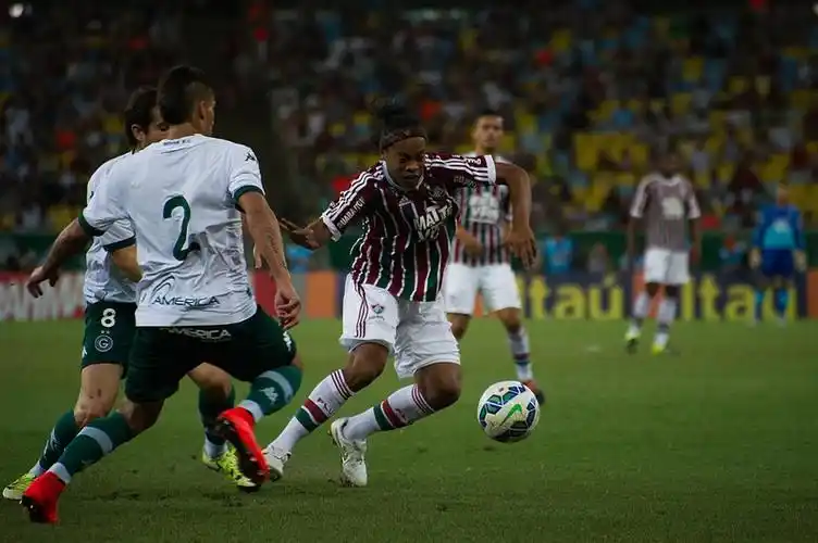 劳内成功加 劳内成功加